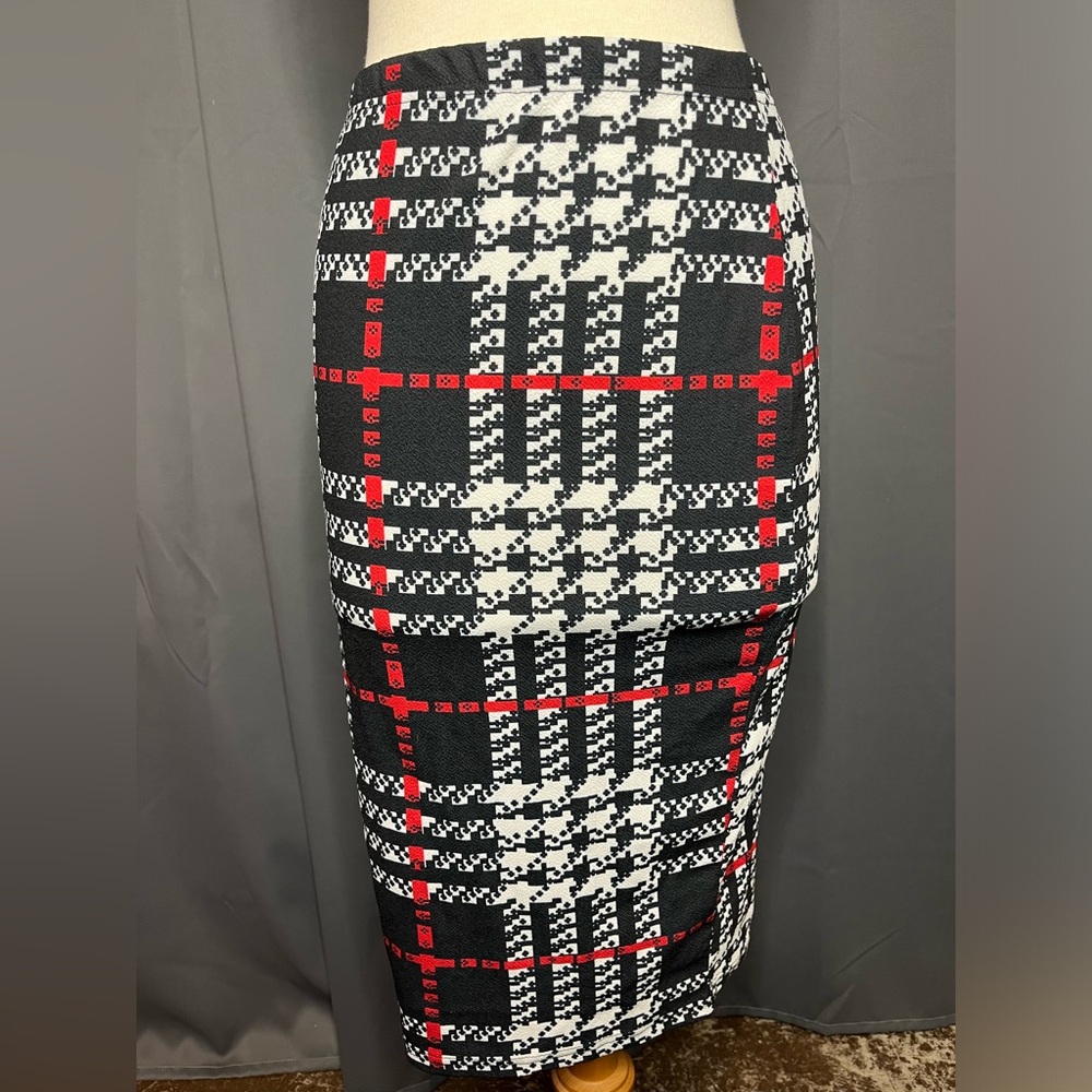 SHEIN Plaid Print High‎ Waist Knee Length Bodycon Pencil Skirt.